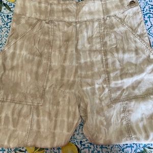 🎀 NWT Anthro Pants Cropped Pockets Tie Dye Neutral Casual